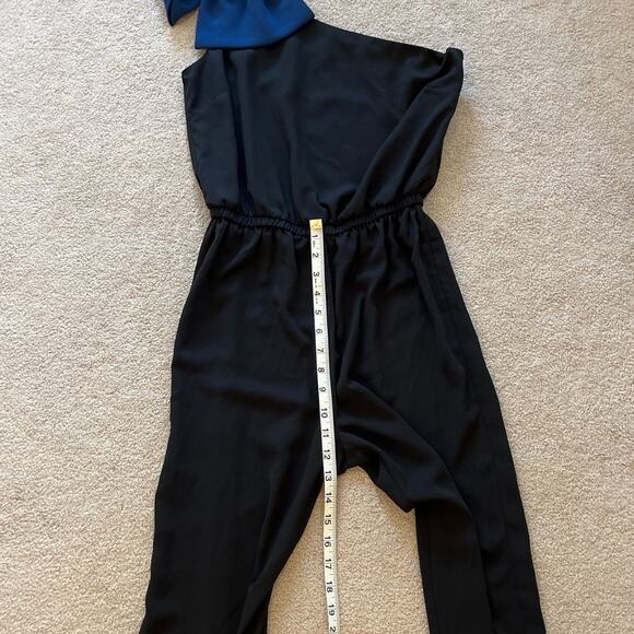 Amanda Uprichard Ramona Black Cropped One Shoulder Blue Bow Jumpsuit Size Small - Picture 7 of 8